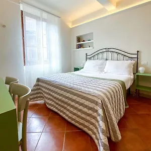 2* ベッド・アンド・ブレックファスト B＆b サン フランチェスコ